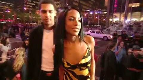 Aaliyah Arriving To 2000 MTV Video Music Awards [AaliyahPL]