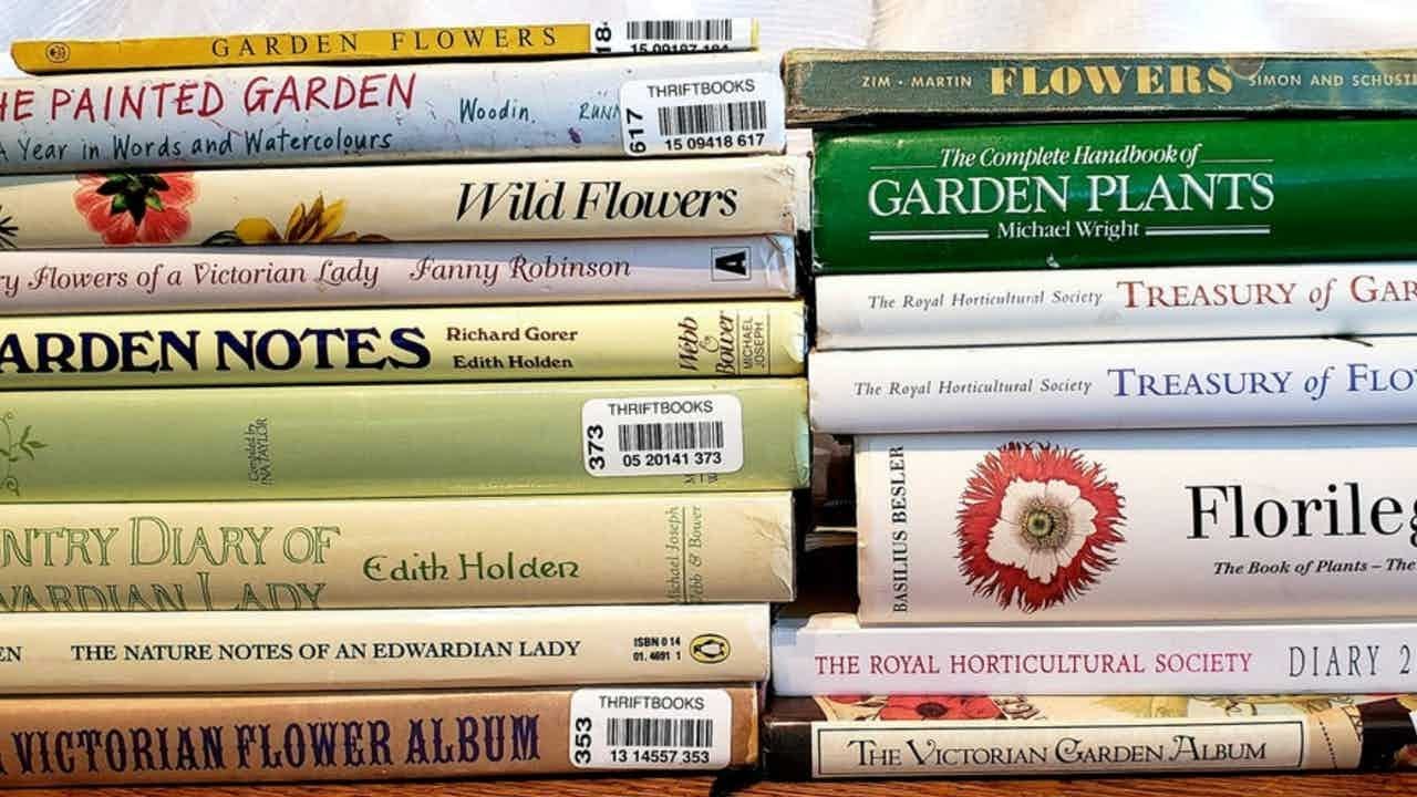 Книги, которые я использую для ведения дневников | Часть 1 ЦВЕТЫ