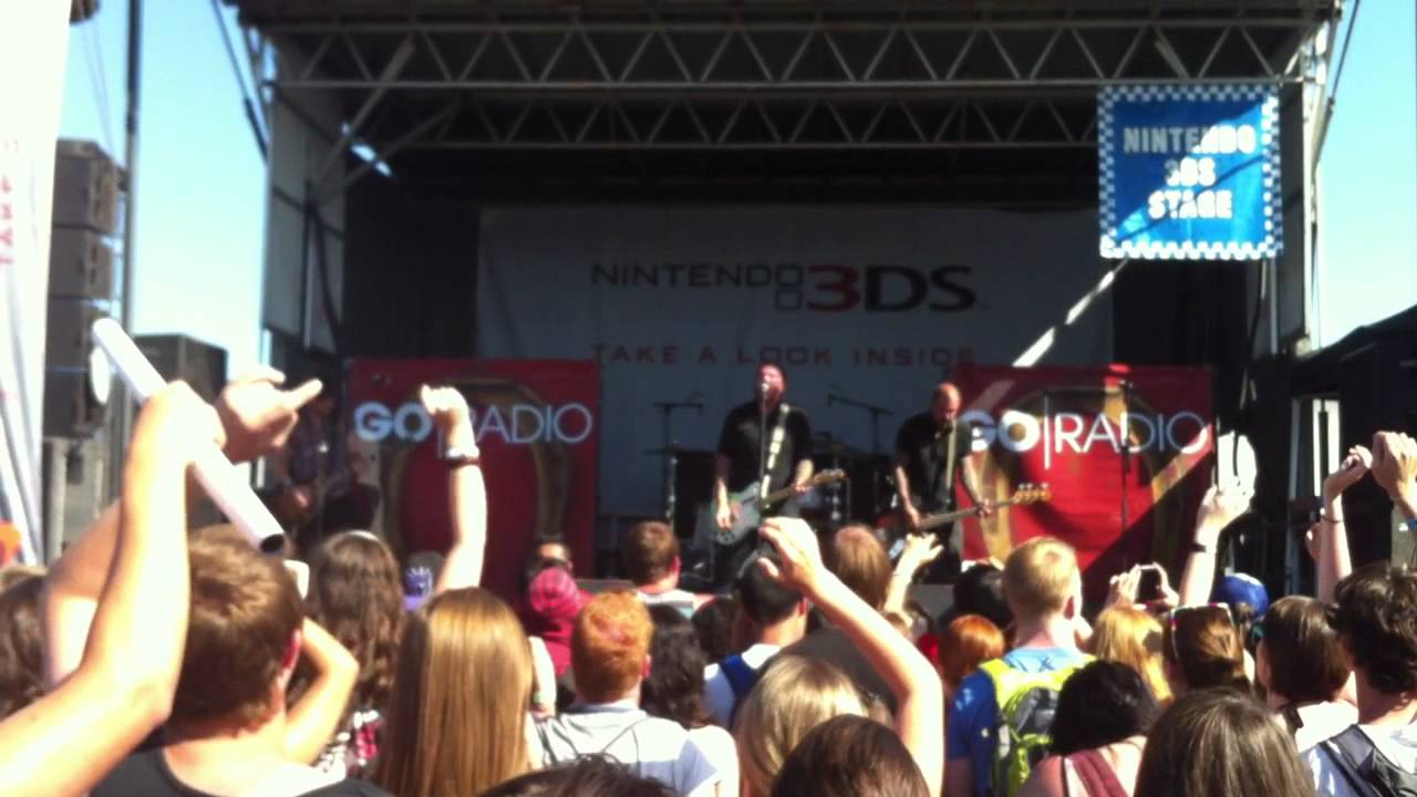 Go Radio - Goodnight Moon live @ Warped Tour 2011