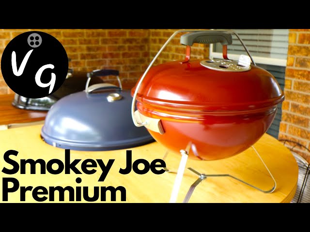 sigte Leeds katastrofale Crimson Weber Smokey Joe Premium - Unboxing and Assembly of the Weber  Smokey Joe - YouTube