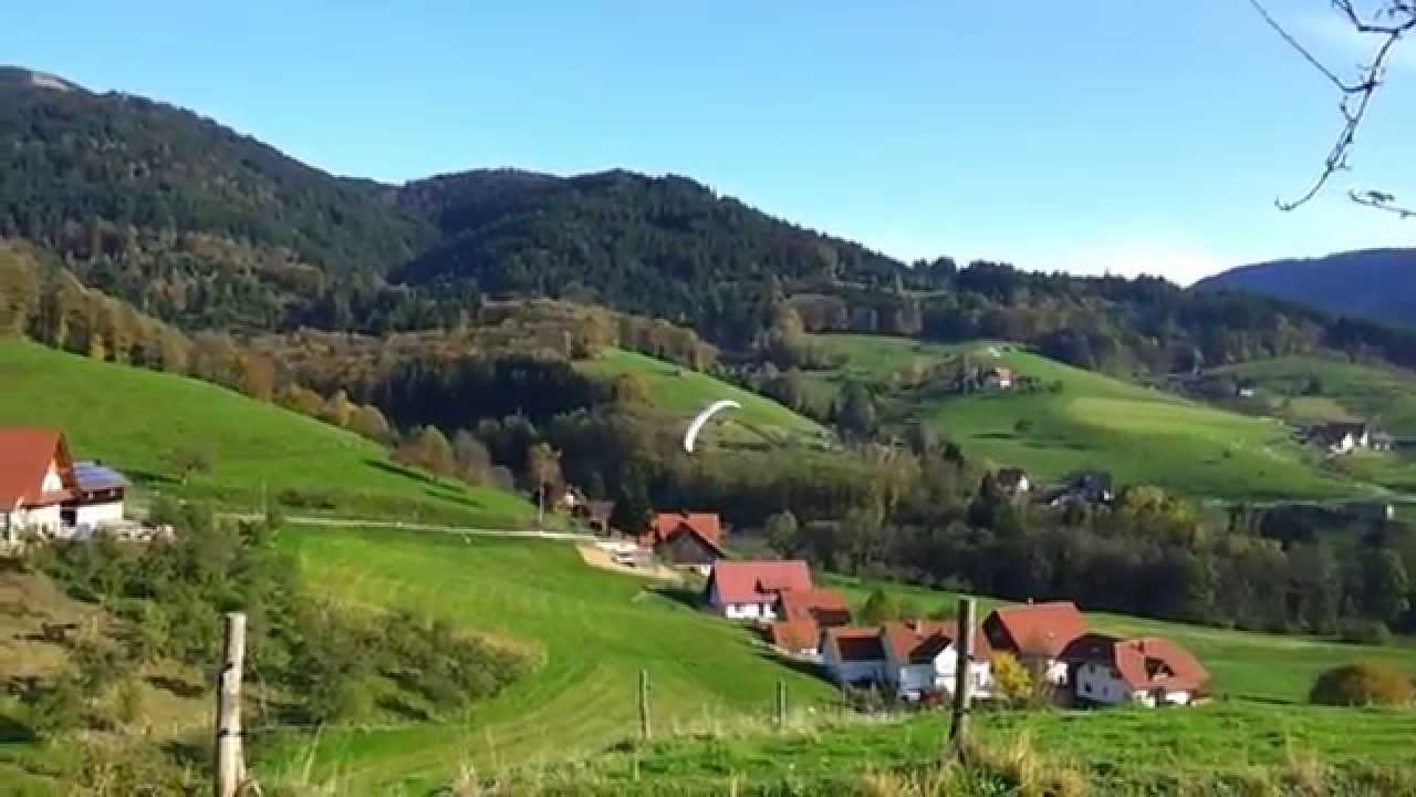 Scale Paraglider/Gleitschirm  SWING ASTRAL V2  -  Hacker-Motor