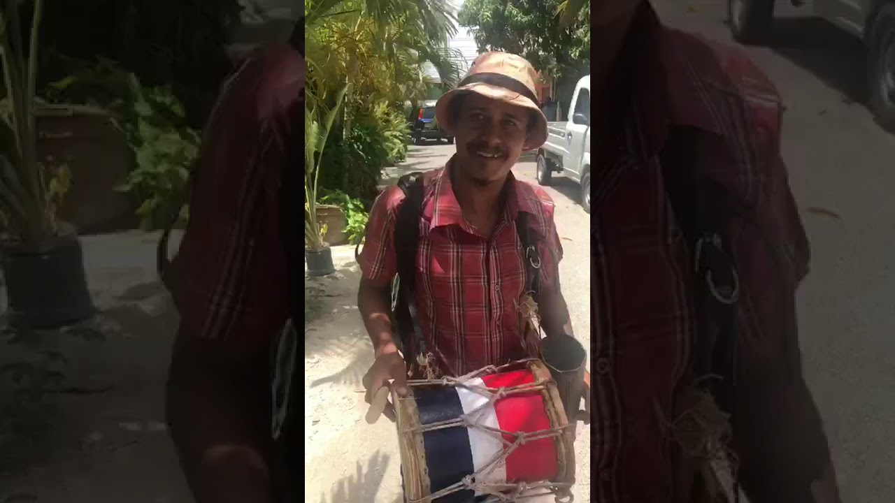 I want to wish you a merry Christmas | Dominican style