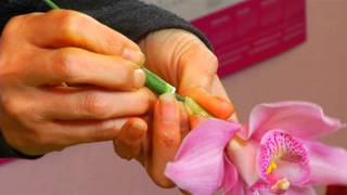 How To Make A Corsage | Watanabe Floral - Honolulu, Hawaii Florist Flower Shop