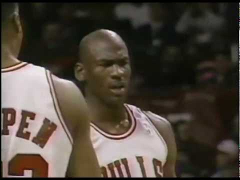 Michael Jordan Ridiculously Sweet Circus Shot vs.Bucks.flv