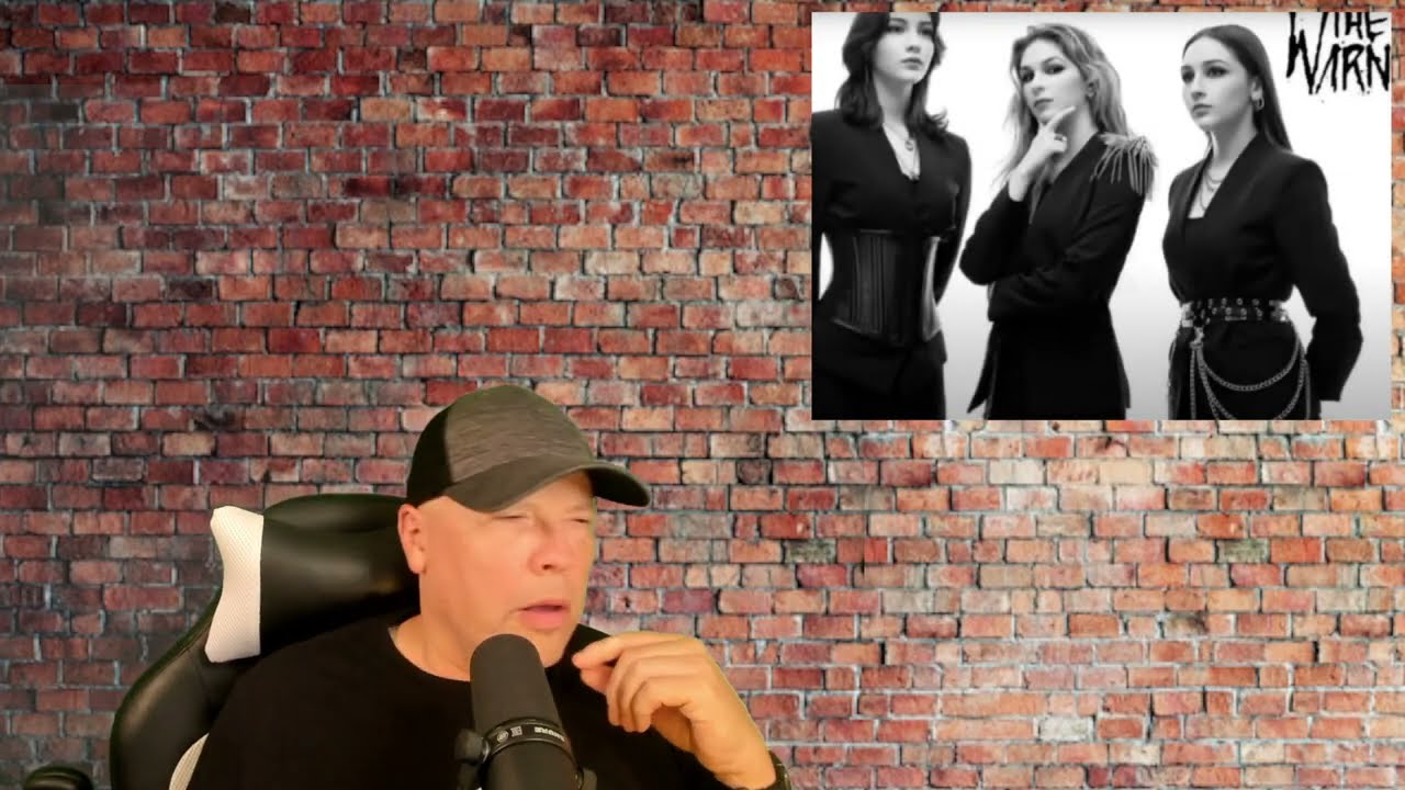 The Warning Show Me The Light #thewarning #showmethelight #4for1 #studioversion #liveversion