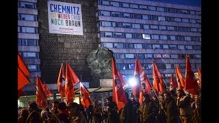 Ангела Меркель в оплоте ультраправых. Какие неудобные вопросы поставили в Хемнице перед канцлером? Ангела Меркель в оплоте ультраправых. Какие неудобные вопросы поставили в Хемнице перед канцлером?