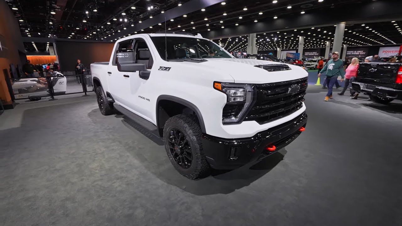 Chevrolet Silverado 2500 LTZ Trail Boss 250 Anniversary USA Edition 2026 года выпуска.