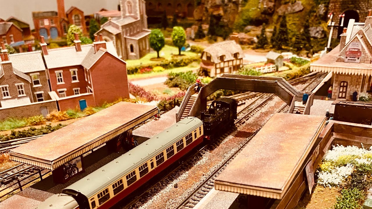 Whitehall Bridge - N gauge model railway - An Afternoon with the Trains