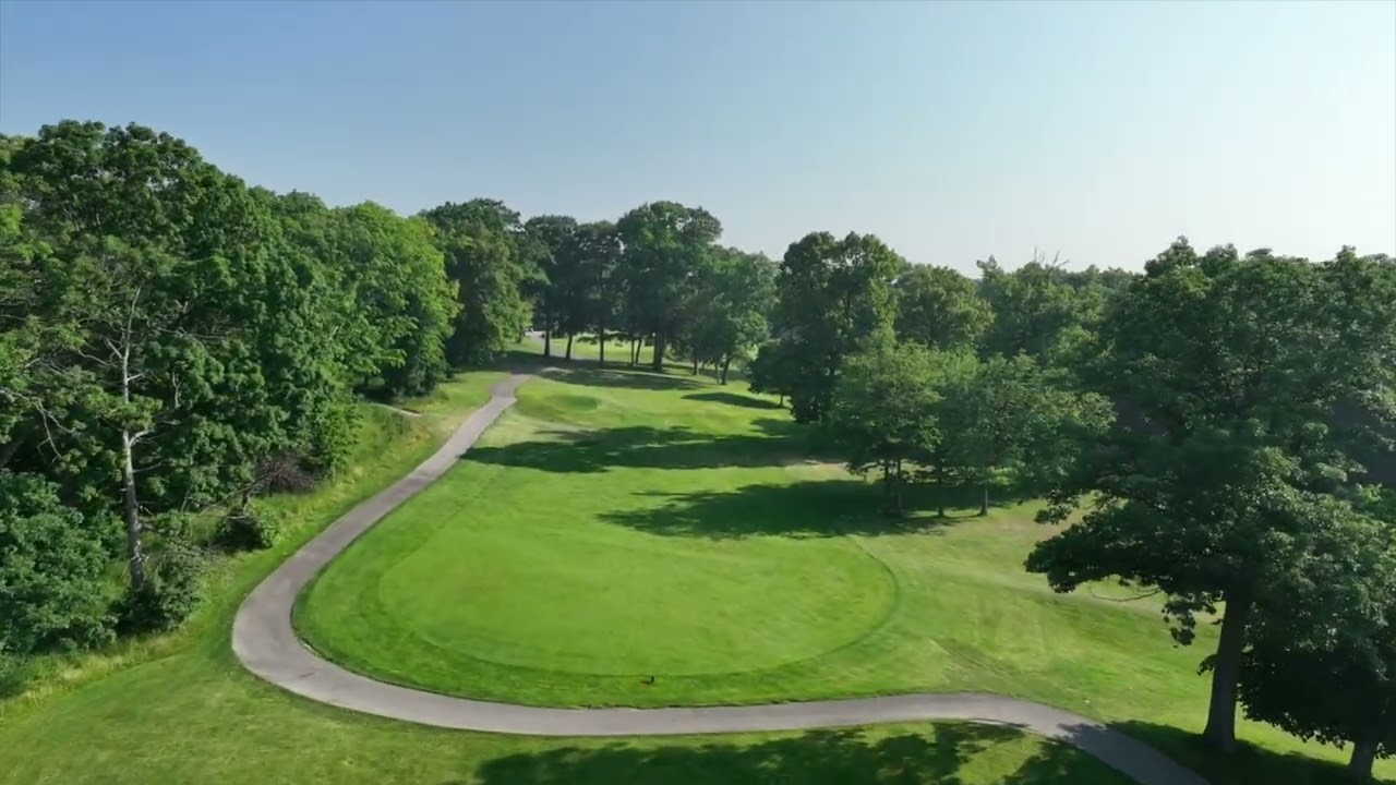 New Berlin Hills Golf Course   Hole #18