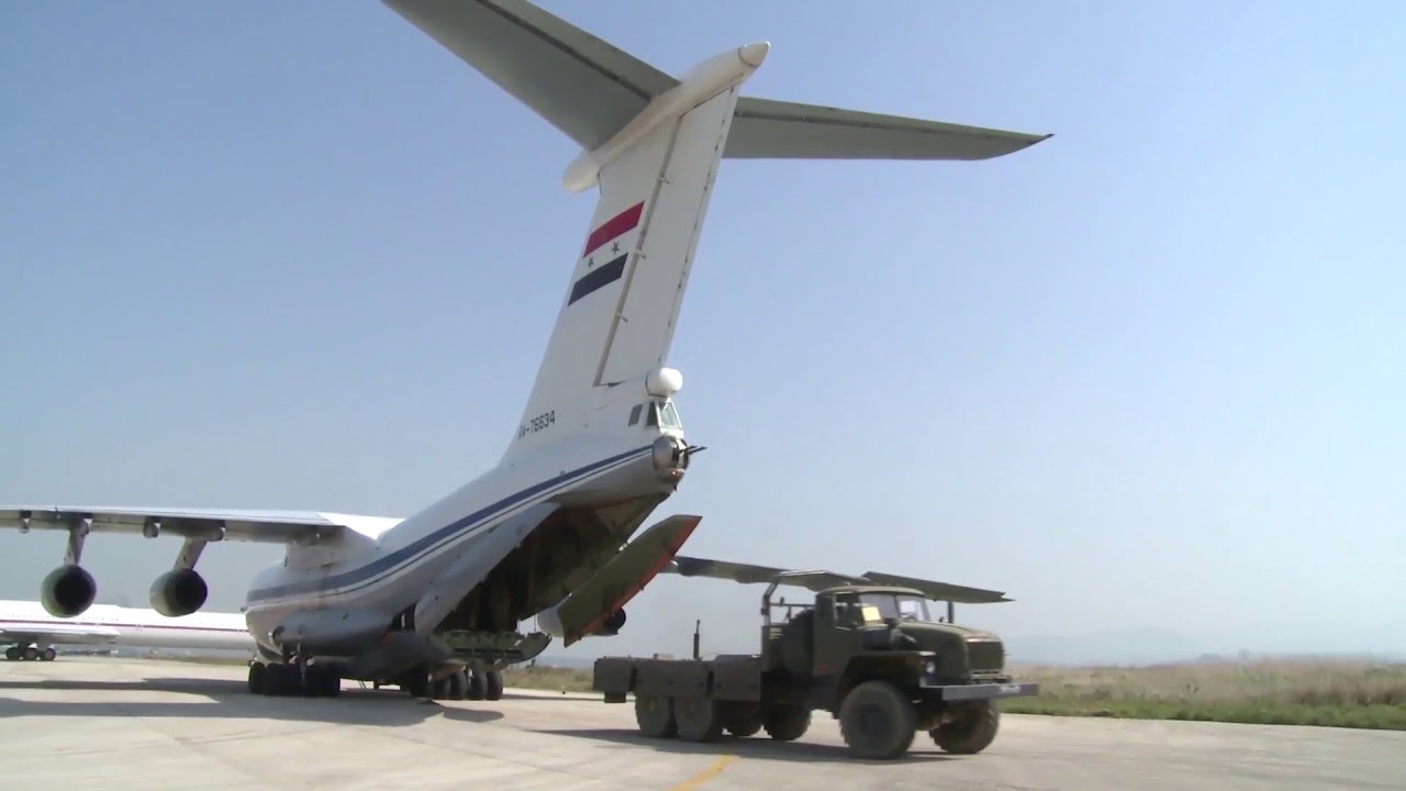 Syrian AF supported by Russian fighters delivered about 30 tons of humanitarian aid to Deir ez-Zor минобороны украины