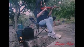 Bir Kayahan Şarkısı Caddelerde Rüzgâr Zeynep Kaya