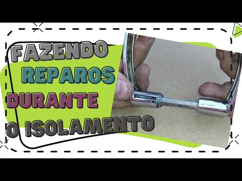 Vídeo: Como você conserta uma maçaneta de porta cromada descascada?