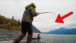 WINTER Gorge Fishing  Multi Species CHALLENGE In Cam's New BOAT!