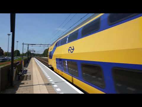 VIRM-Vi passeert Wierden