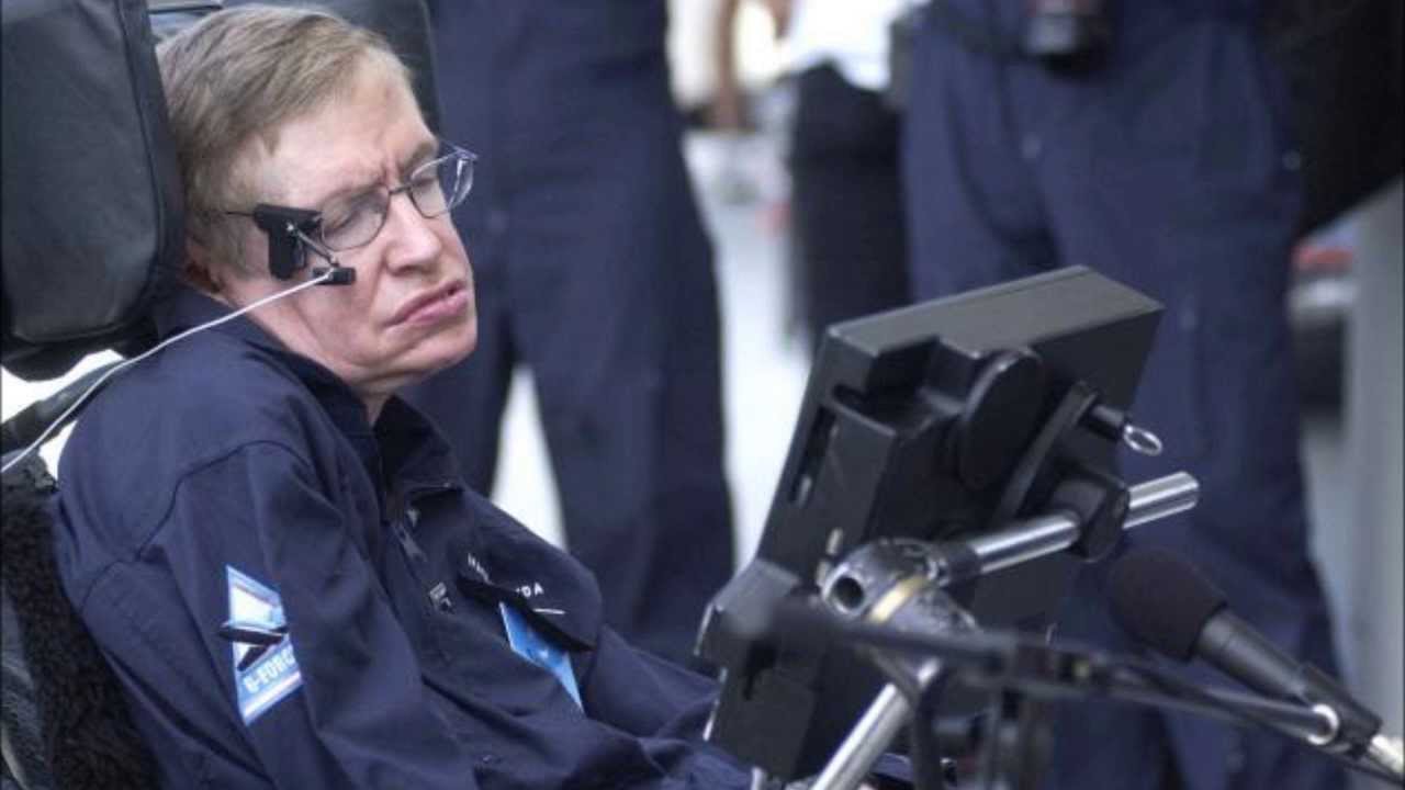 Who s Better 1 Albert Einstein Stephen Hawking Updated YouTube who s better 1 albert einstein stephen hawking updated youtube
