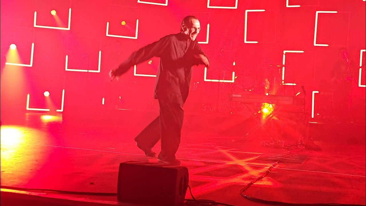 Sparks- The Number One Song in Heaven (Manchester O2 Apollo 21/06/25)