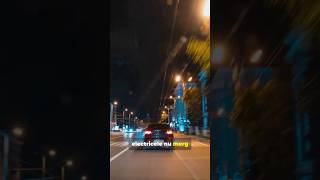 Așa arată o Tesla condusă fără frică de baterie