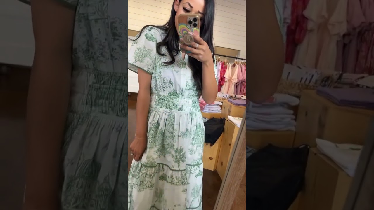 THE OAKLEIGH POPLIN DRESS IN GREEN