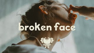 Elohim - Broken Face (lyrics)