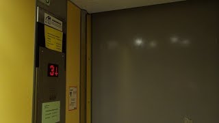 1990 Kone Mod. Roped Hydraulic Elevator Reffelmansvägen 3B, Hudiksvall, Sweden.