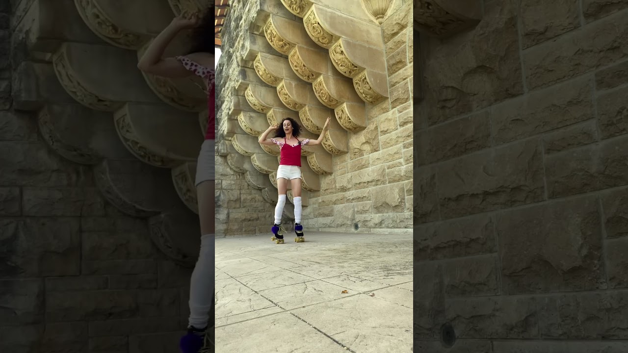 Watch How to spin into a split on rollerskates on YouTube Watch How to spin into a split on rollerskates on YouTube