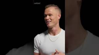 “The gay community is over sexualized.” Conservative Gays vs Liberal Gays #MiddleGround