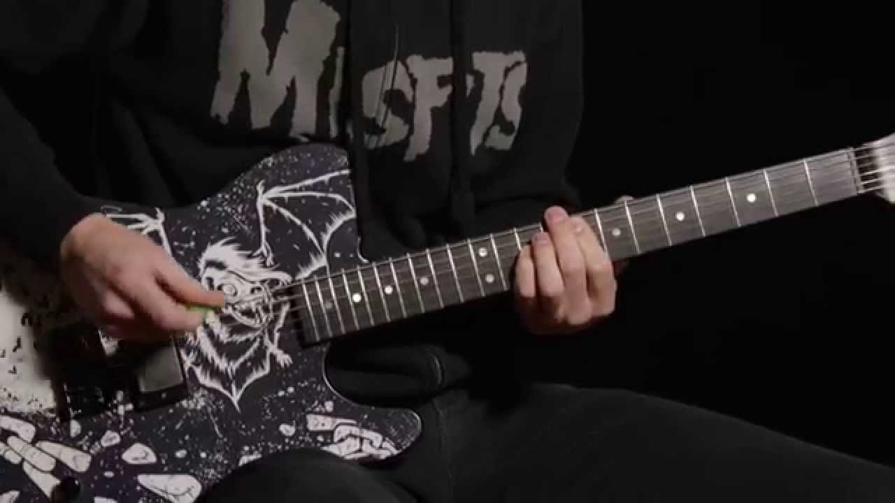 COFFIN CAROUSEL Chainsaw Guitar Tone with Howsie the 'OG of Creepy