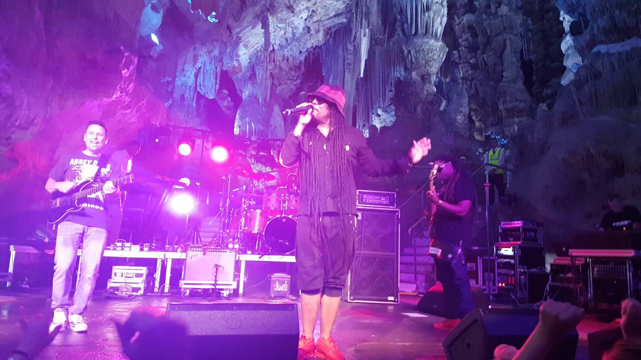 , Maxi Priest. Gibraltar