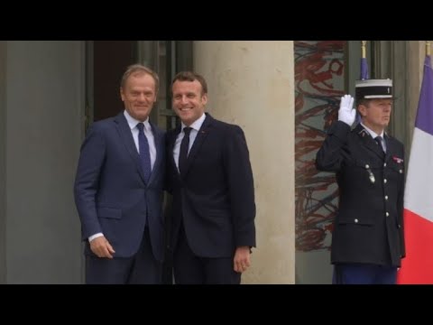 Macron reçoit Tusk