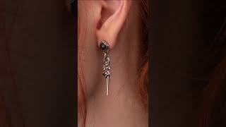 送税込【CRAFTD London】Dagger Earring ピアス Single (2色) ♪ 緑紫虹ドージェダガーピアス 片耳分 AKE0127 Green Purple