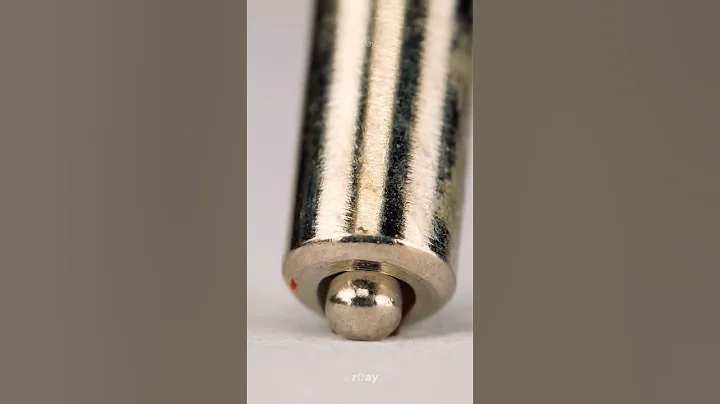 A paint marker extreme close up #macro #satisfying #urday