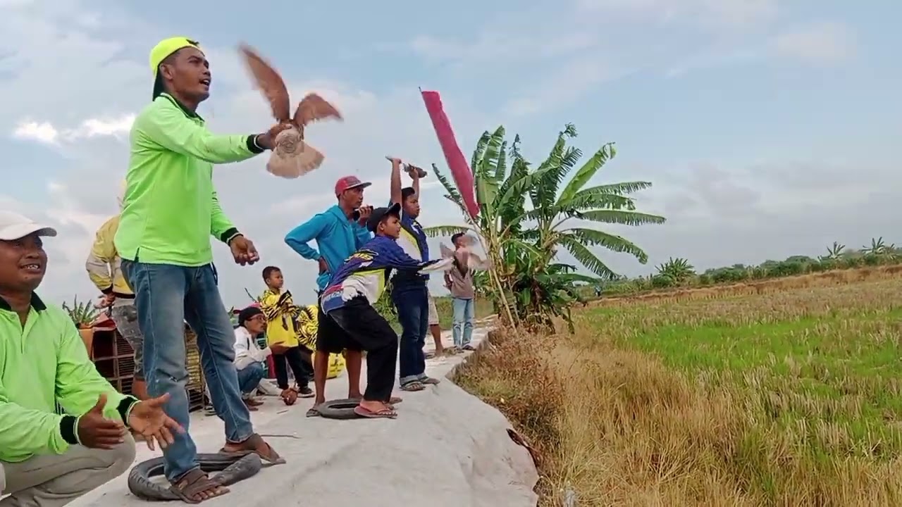 Lomba hari minggu 1000 M lp. Sinan juara bertahan REA REO team persaingan semakin ketat
