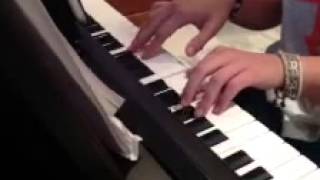 Video thumbnail of "El beso, piano"