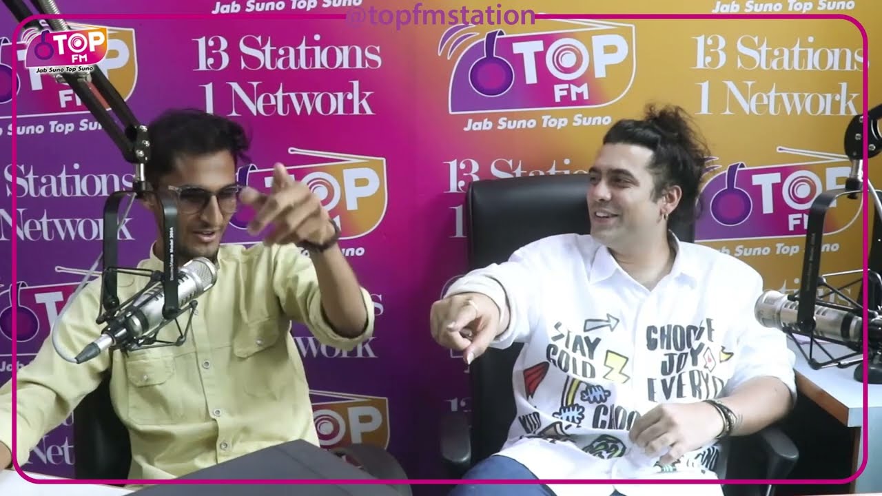 JUBIN NAUTIYAL SINGS HIS FANTASTIC SONGS WITH RJ VIRAJ IN TOP FM STUDIOS