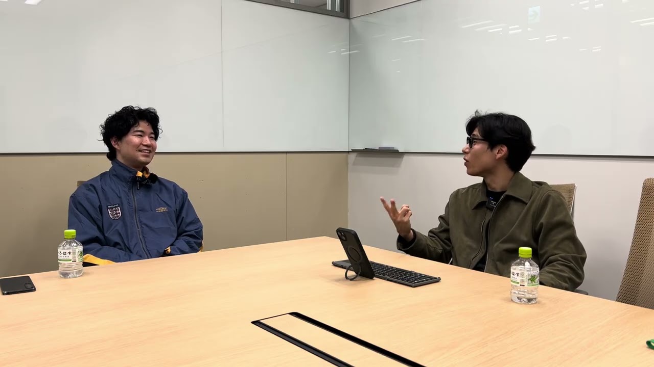 magoraのコンサートに自宅からデッカい植物を持ってきてた