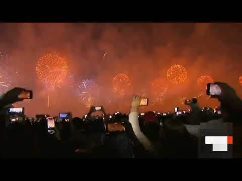 Новогодний фейерверк в ОАЭ побил два мировых рекорда