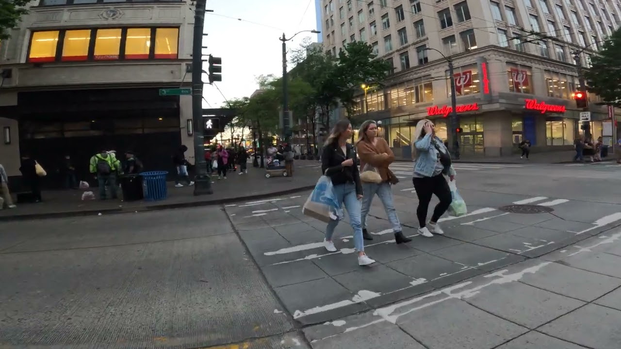 Most dangerous area in Seattle raw footage of 3rd and pike