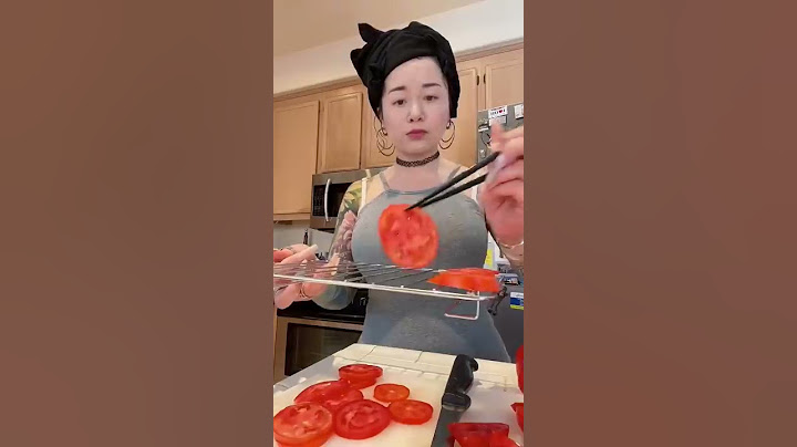 OCHO MIL TOMATES