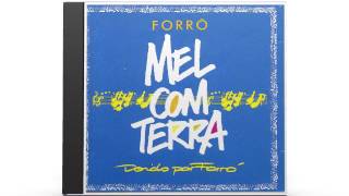 Forró Mel com Terra - "Sala de reunião"