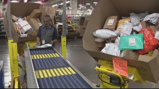 Inside look at USPS, as shipping deadlines rapidly approach