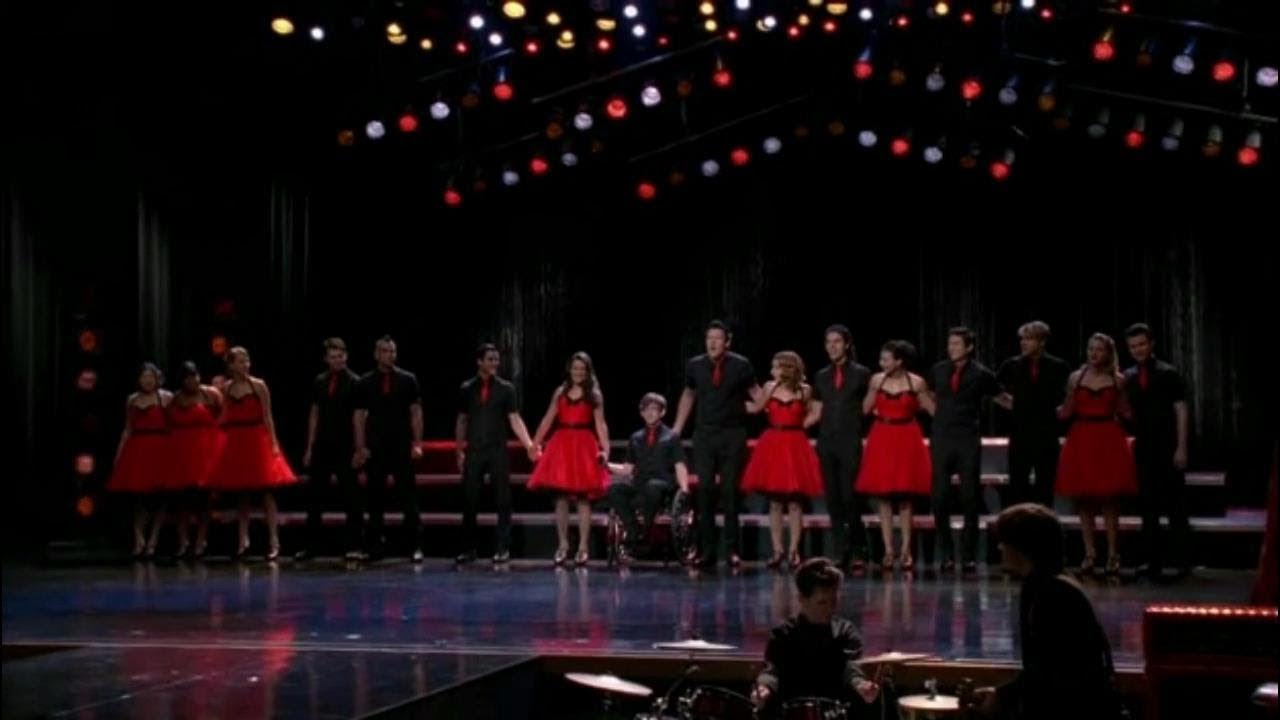 Glee - We Are the Champions (Full Performance)
