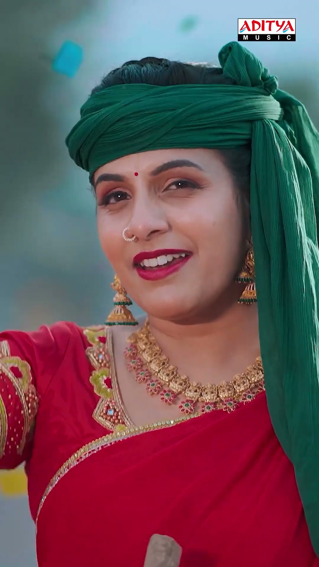 #VachindammaSankranthi Song #SankranthiPaata 2025 #MadhuriPatibanda #Shorts