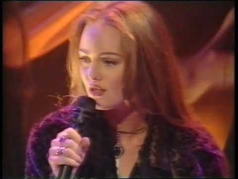 Vanessa Paradis Be My Baby Live Vocals Totps, 29 Oct 92