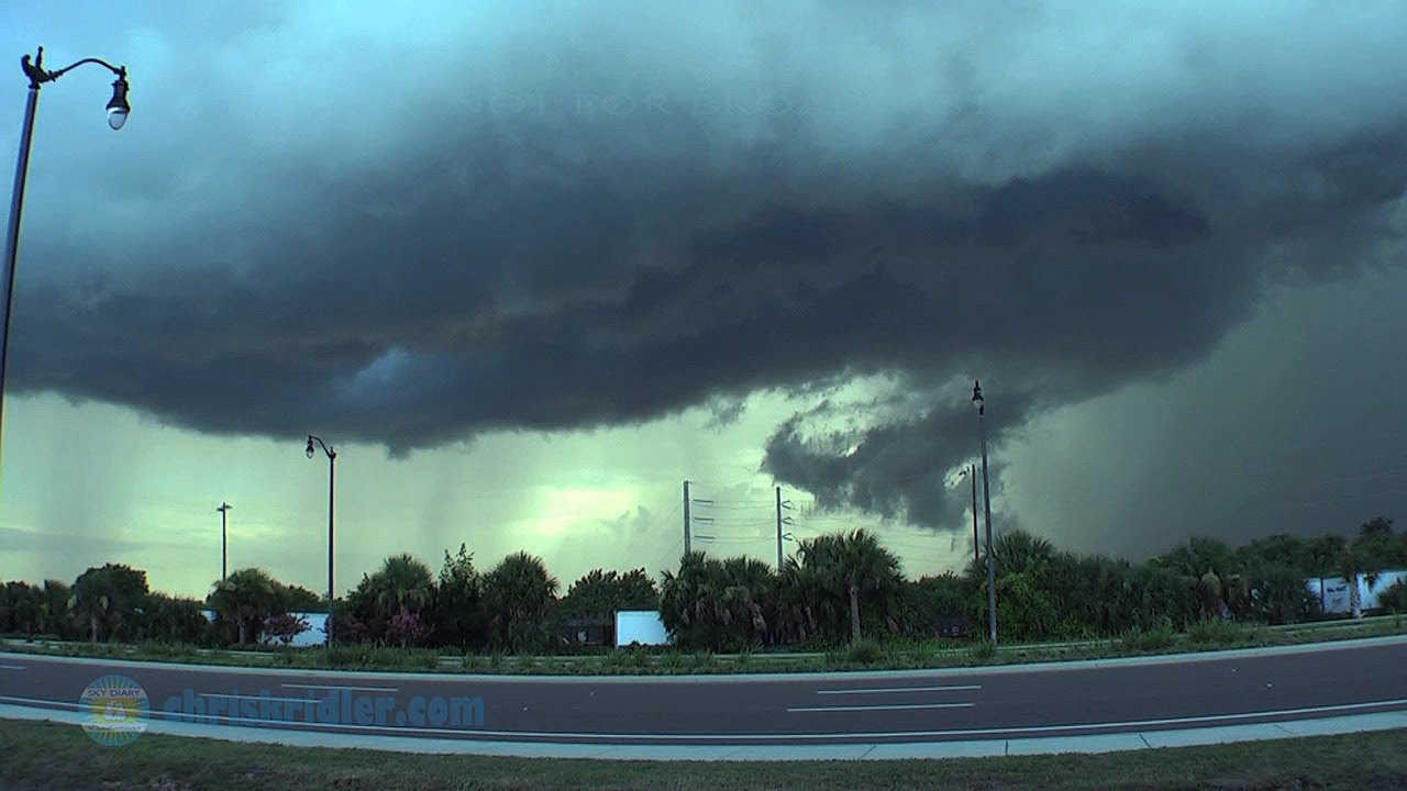 11 July 2013: Brevard County, Florida, storms and shelf cloud - YouTube