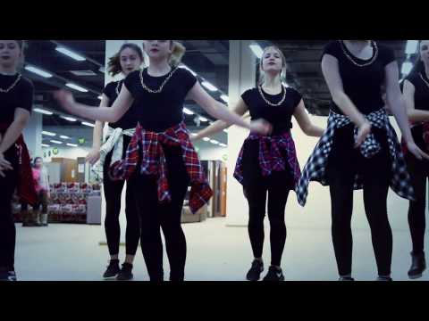 Смотреть клип CITY DANCE в ТЦ РИО группа Джаз-Фанк наставник Назарова Ольга онлайн бесплатно в качестве Смотреть клип CITY DANCE в ТЦ РИО группа Джаз-Фанк наставник Назарова Ольга онлайн бесплатно в качестве