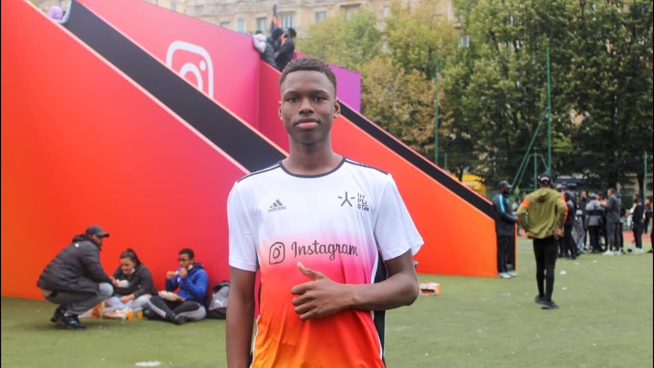 Match de foot contre Levante Moussa Kaba - YouTube