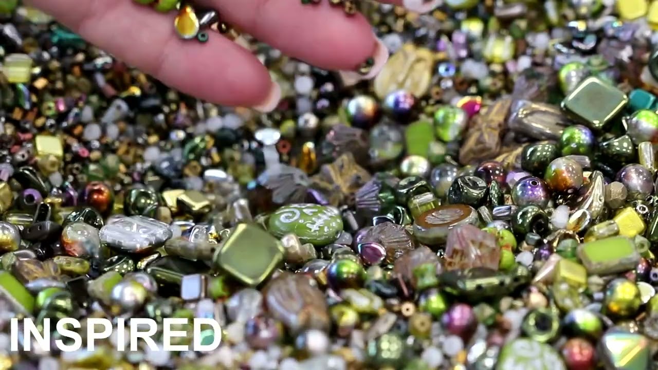 65 g (2,29 oz) Unique Mix of Czech Glass Beads for Jewelry Making