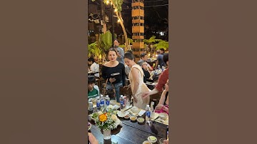 Hồng Loan Ra Tận Cổng Đón Hồng Ni Tại Cà Kê Nướng #shorts #ongkinhvietnam #okvn #ốngkínhviệtnam