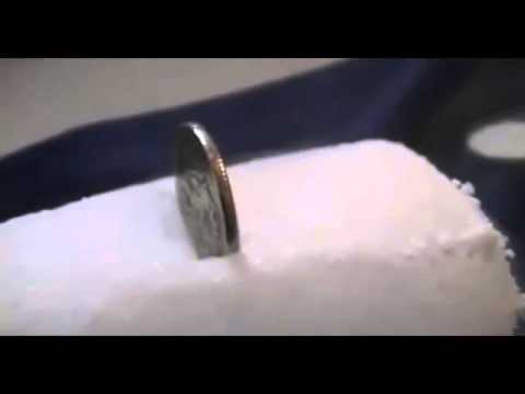 გაინტერესებთ რა მოხდება, თუ ხურდა ფულს მშრალ ყინულში ჩადებთ