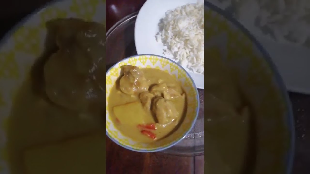 Kokumaro Chicken Curry コクマロ